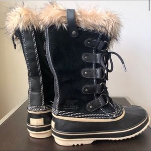 COPY - Sorel Joan of Artic Boots! For cold, snow, rain